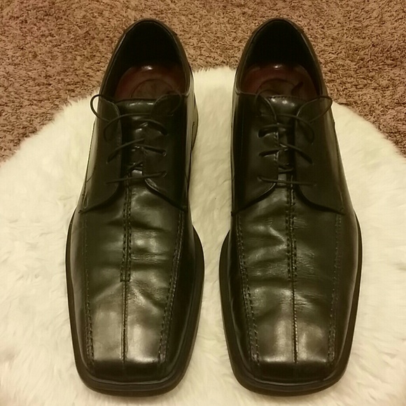 Kenneth Cole Reaction Other - Kenneth Cole Reaction black leather dress shoes